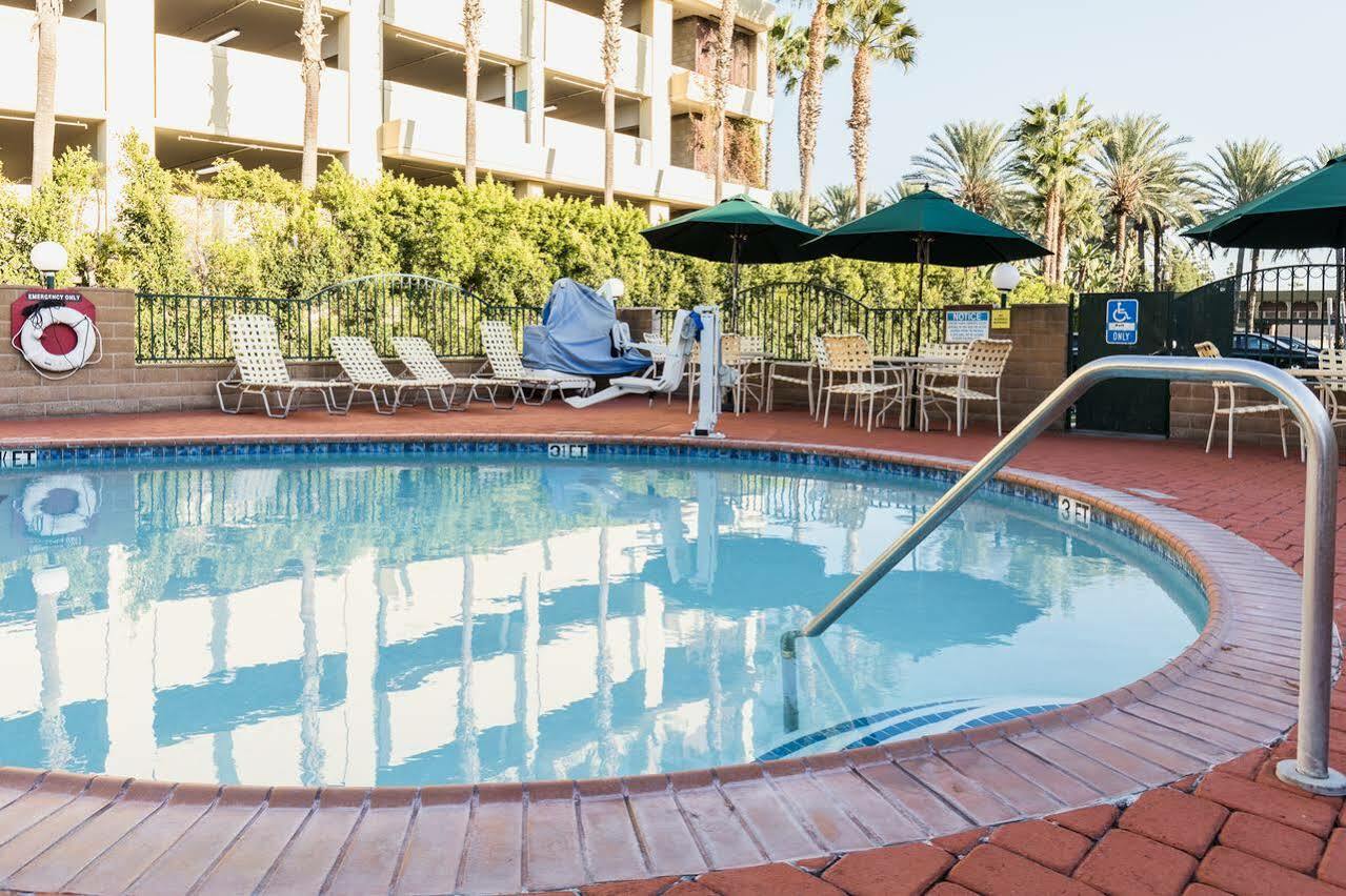 Kings Inn Anaheim At The Park & Convention Center Dış mekan fotoğraf
